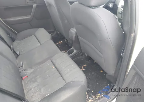 2010 Ford Focus Se из США, поврежденный, VIN 1FAHP3FN8AW154768